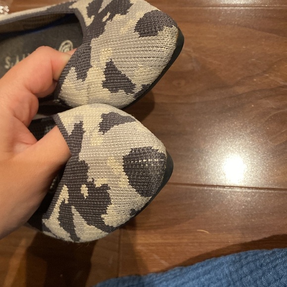 ROTHY'S / The Point Flat in Ash Grey Camo Camouflage retired color 7 - Picture 7 of 7